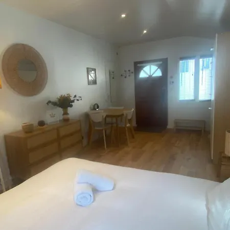 Apartment Cocon Cosy Aux Portes De Paris / Joinville-le-Pont